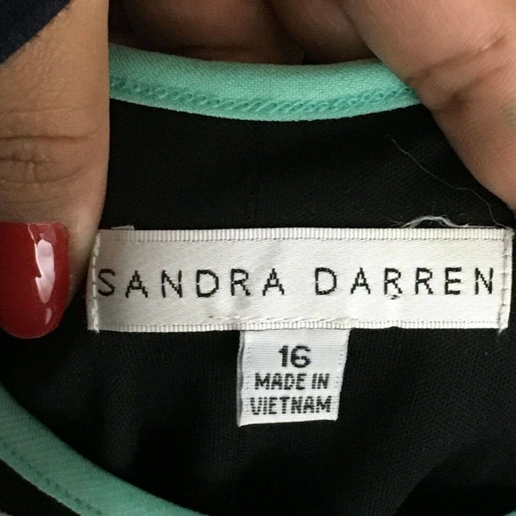 NWT‎ Sandra Darren Dress Womens Sz 16 Black White Patterned Stretch Short Sleeve - Picture 6 of 11
